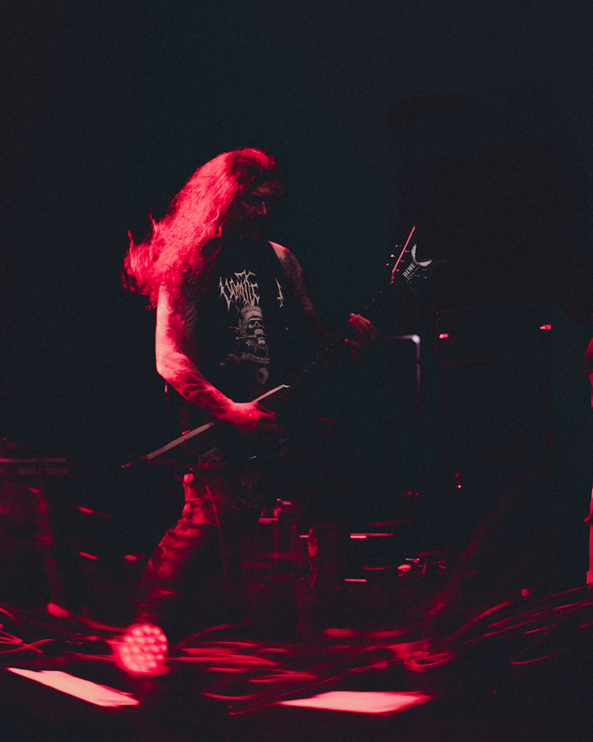 Criminal - 30 años de "Victimized"